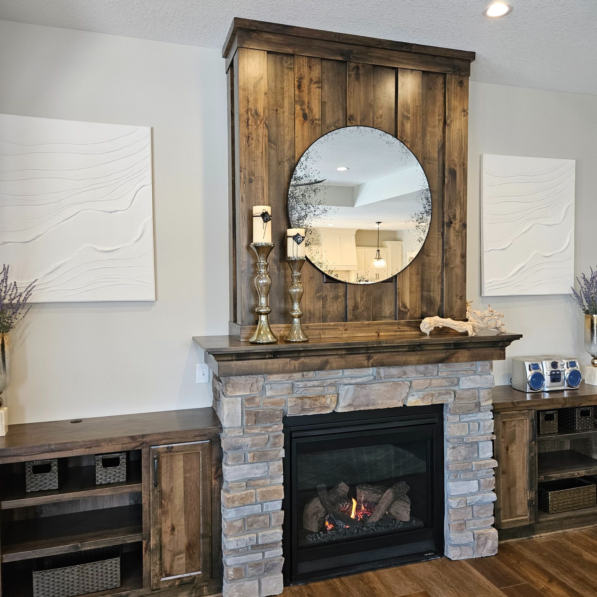 Interior design fireplace Valley View Builders Minnesota